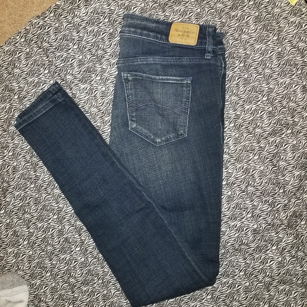 SOLD 3/$15 Abercrombie and fitch jeans